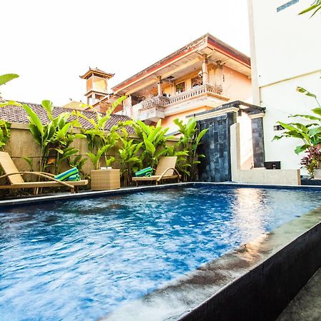 Luckys Guest House Kuta  Ngoại thất bức ảnh