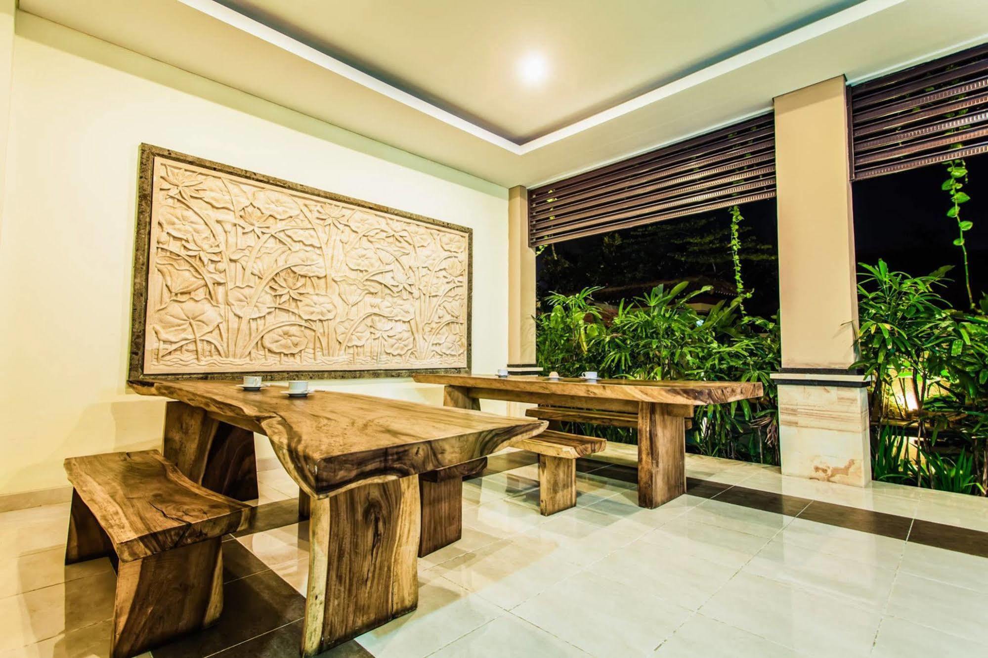 Luckys Guest House Kuta  Ngoại thất bức ảnh